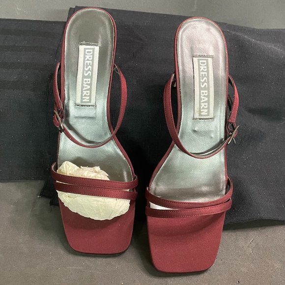 Dress Barn Shoes - DRESSBARN Open Toe  2" Heel Tan Strappy Burgundy Sandals sz 7.5M NIB
